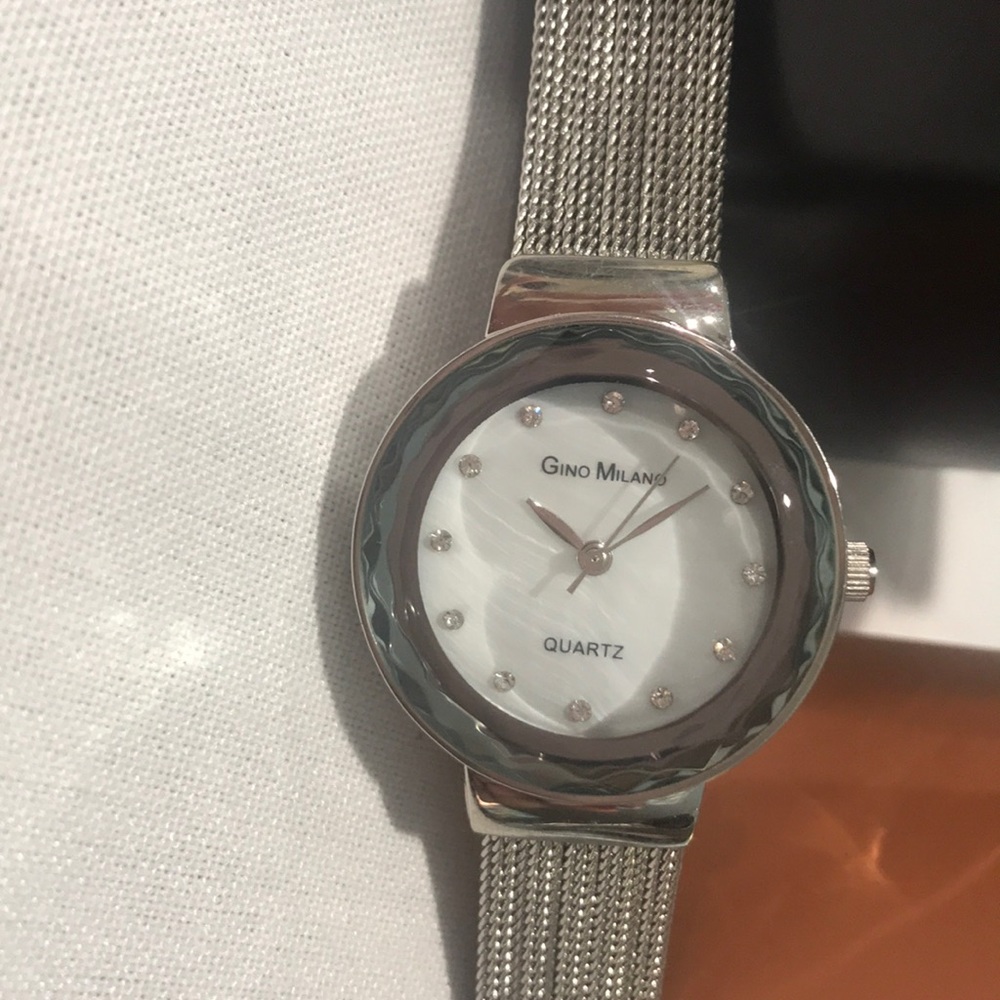 Stainless Steel Silver Quartz Watch